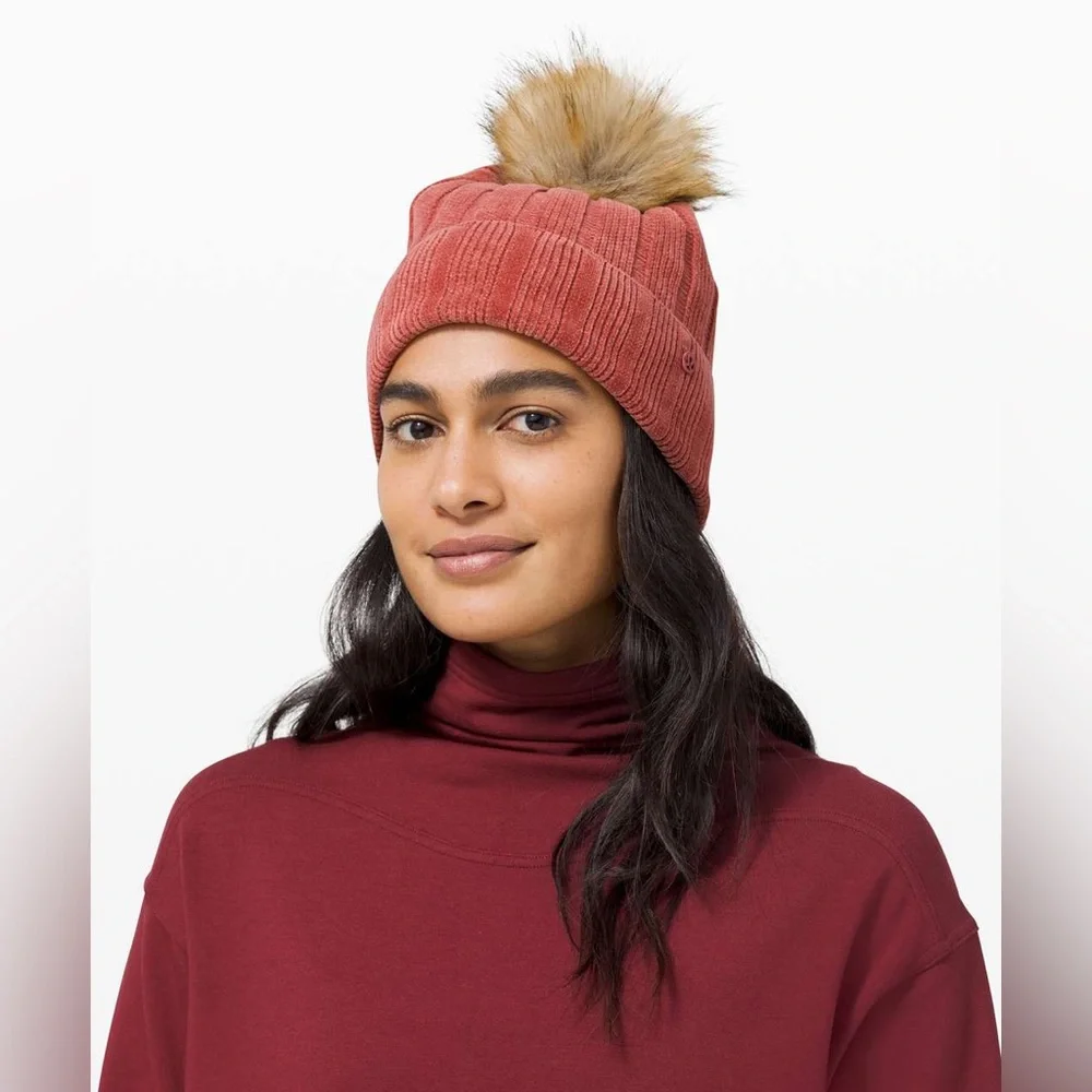 NWT Lululemon Pom Perfection Beanie Soft Cranberry One Size - Picture 3 of 10